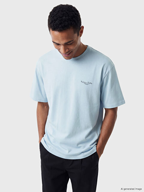 LCW Vision Bisiklet Yaka Baskılı Erkek Tişört