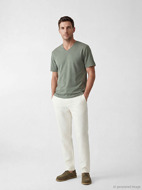 LCWAIKIKI Classic Regular Fit Men's Chino Trousers