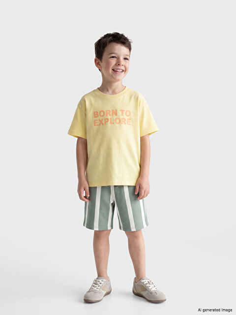 LCW Kids Beli Lastikli Çizgili Erkek Çocuk Şort