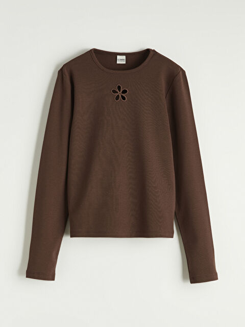 LCW Kids Bisiklet Yaka Çiçek Nakışlı Kız Çocuk Tişört - S69118Z4-HHA