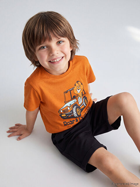 LCW Kids Bisiklet Yaka Baskılı Erkek Çocuk Tişört