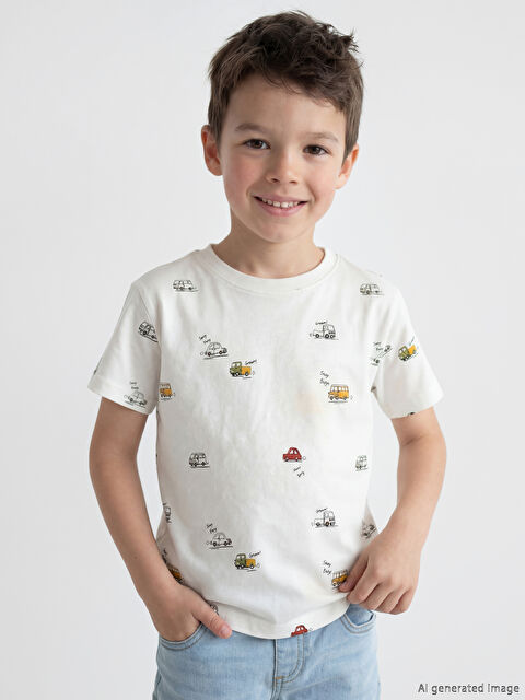 LCW Kids Bisiklet Yaka Baskılı Erkek Çocuk Tişört