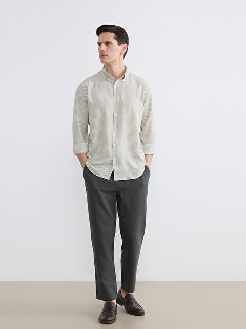 LCW Vision Men's Gabardine Trousers in a Classic Fit. - S69195Z8-8MS