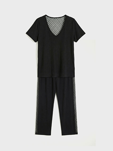 LCW DREAM V Yaka Puantiyeli Kadın Pijama Takım - S69223Z8-CVL