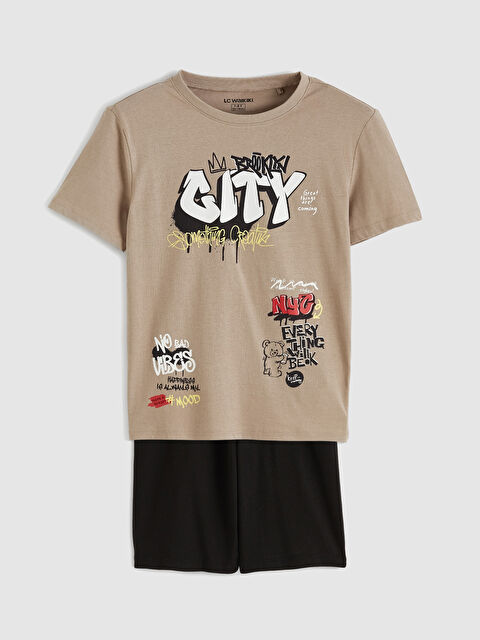 LCW Kids Grafiti Baskılı Erkek Çocuk Şortlu Pijama Takımı - S69271Z4-QYZ