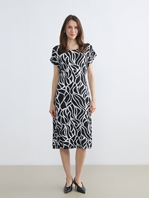 LCW Grace Crew Neck Patterned Dress - S69327Z8-LQJ