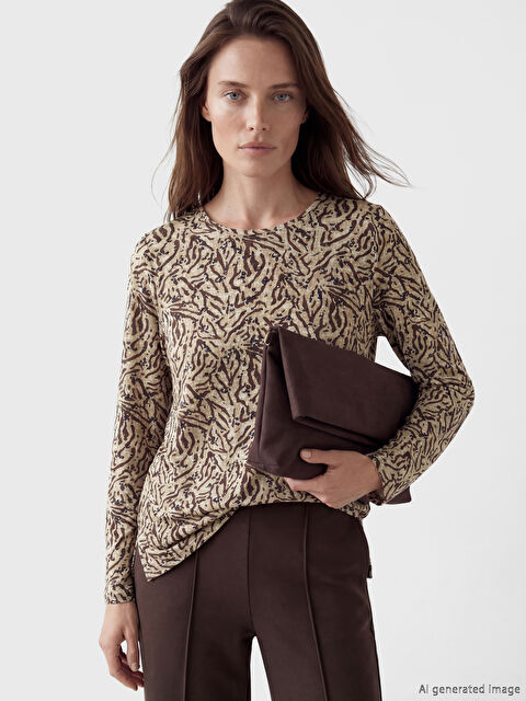 LCW Grace Bisiklet Yaka Desenli Kadın Tişört