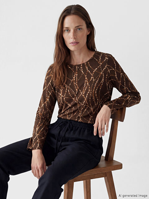 LCW Grace Bisiklet Yaka Desenli Kadın Tişört