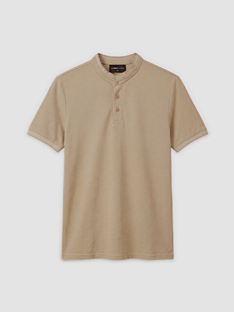 LCWAIKIKI Classic Hakim Yaka Standart Fit Pike Erkek Tişört