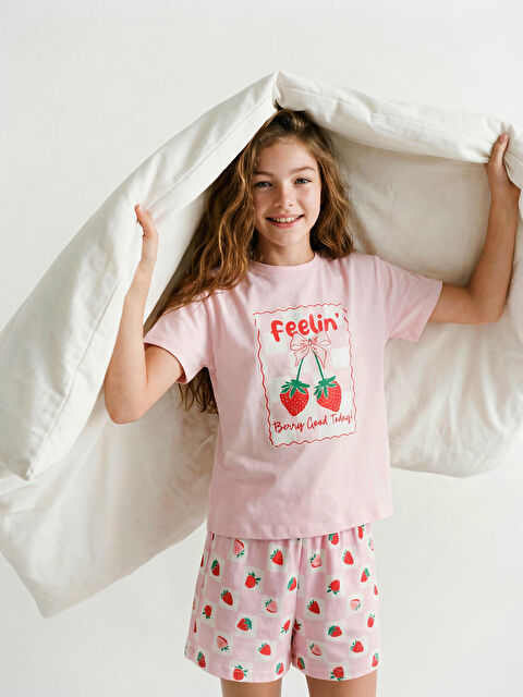 LCW Kids Baskılı Kız Çocuk Şortlu Pijama Takımı
