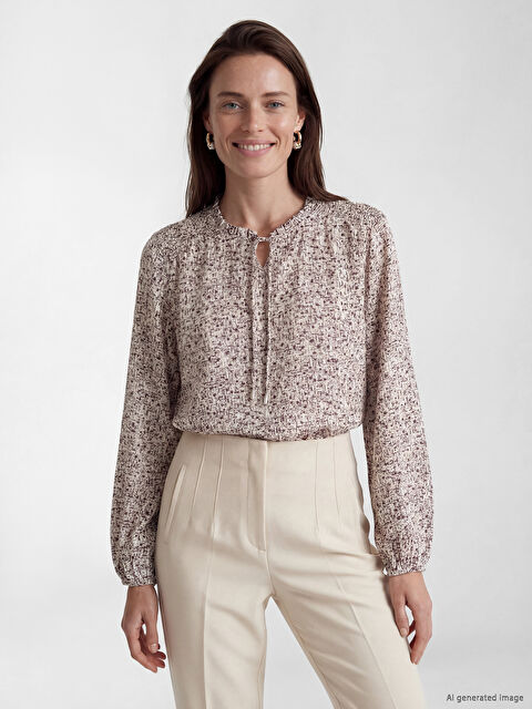 LCW Grace Bağlamalı Yaka Desenli Bluz