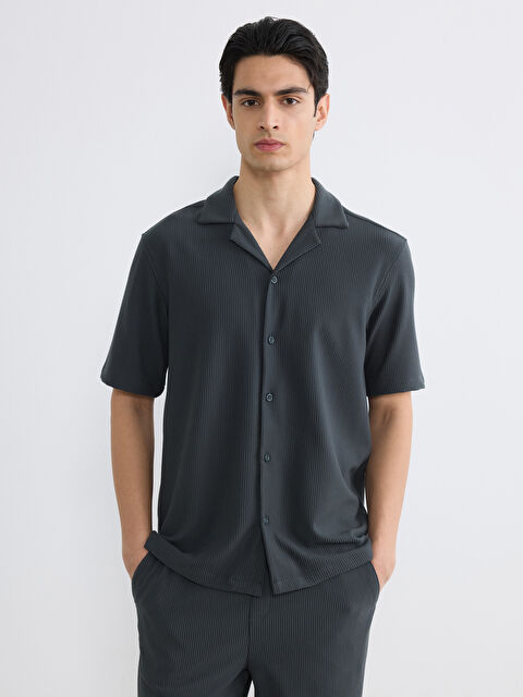 LCW Vision Regular Fit Resort Yaka Erkek Gömlek - S6AE36Z8-R4U