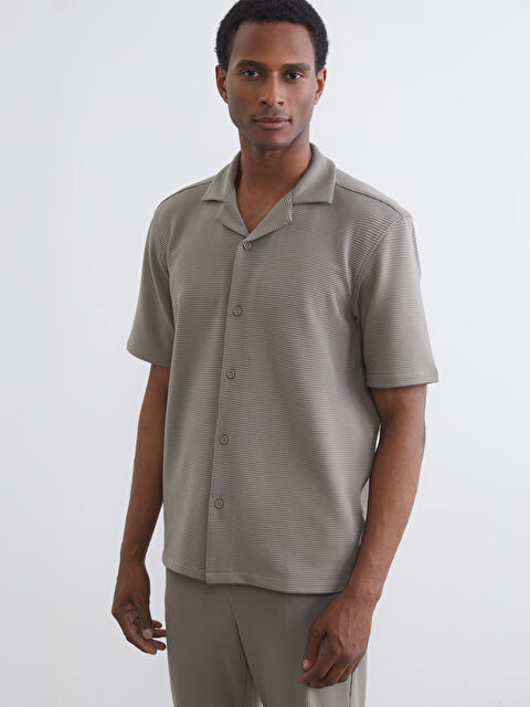 LCW Vision Regular Fit Resort Yaka Erkek Gömlek - S6AE36Z8-Z3Z