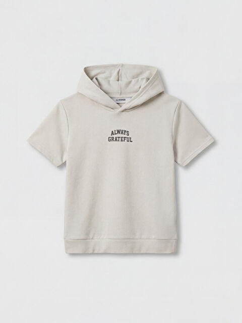 LCW Kids Kapüşonlu Slogan Baskılı Erkek Çocuk Tişört