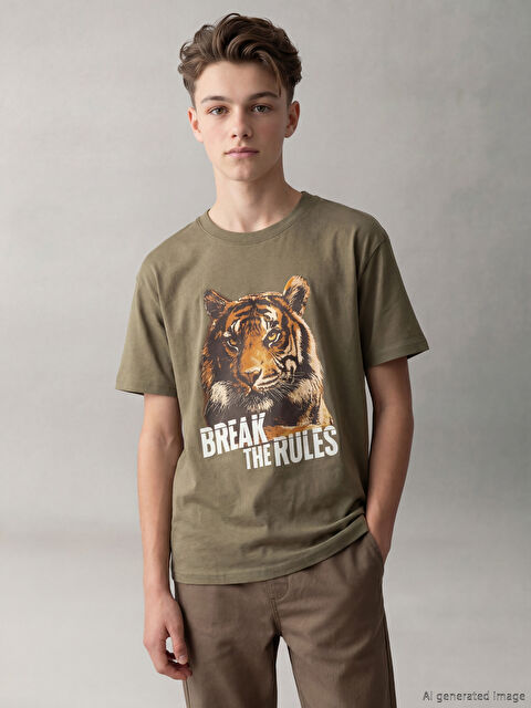 LCW Kids Bisiklet Yaka Baskılı Erkek Çocuk Tişört