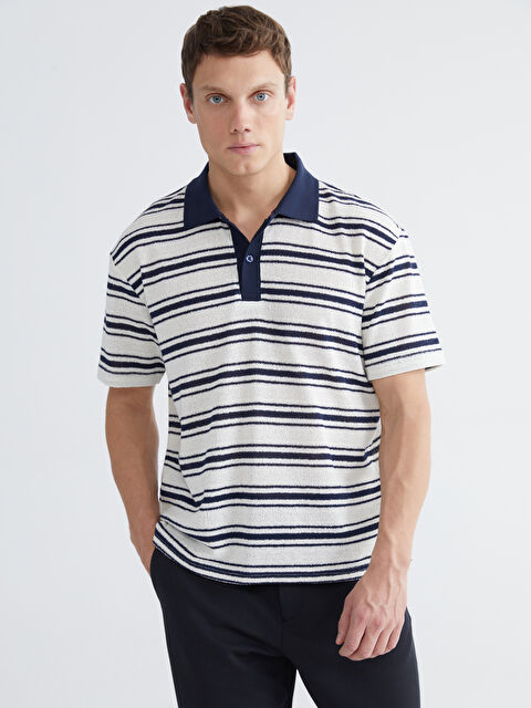 LCW Vision Раиран трикотажен тениска с яка тип поло за мъже - S6AO59Z8-LGS