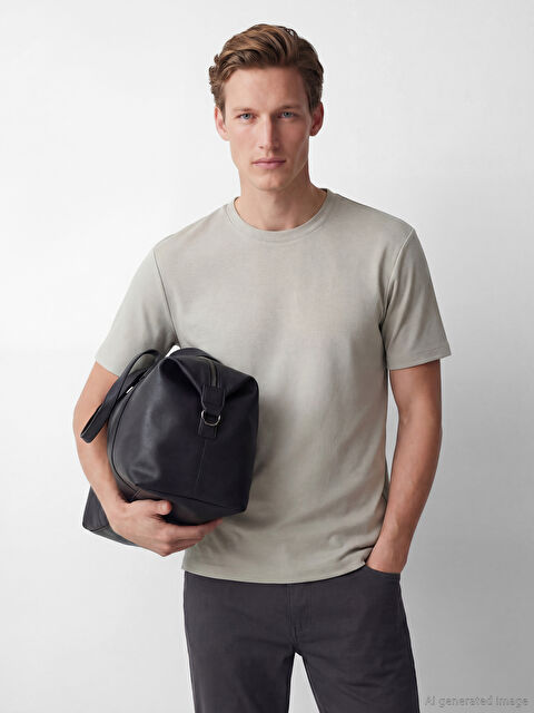 SOUTHBLUE تيشيرت رجالي بياقة دائرية