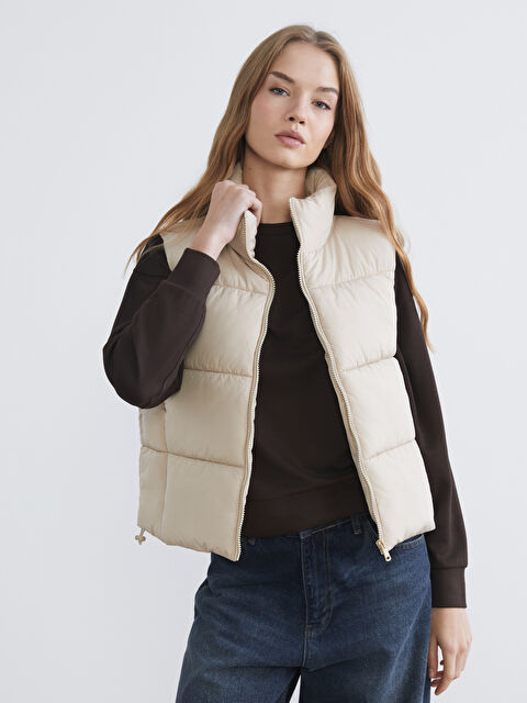 XSIDE Women's Stand-Up Collar Puffer Vest - S6AT73Z8-YC3