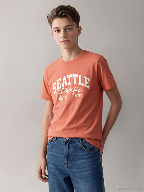 LCW Kids Bisiklet Yaka Baskılı Erkek Çocuk Tişört