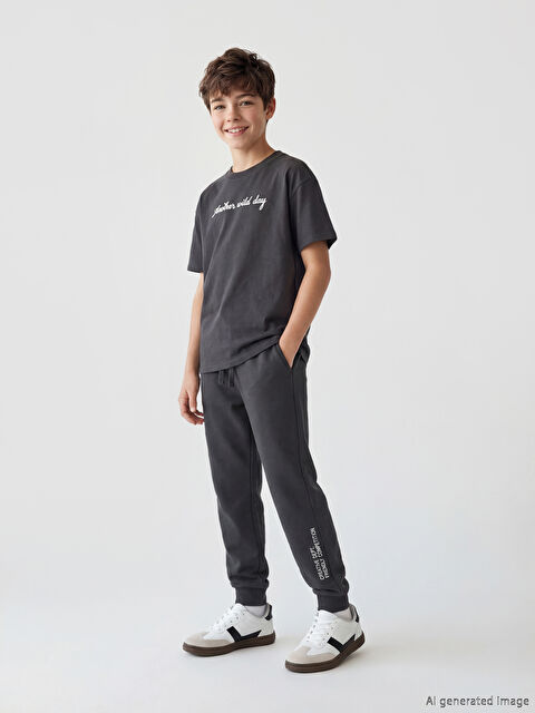 LCW Kids Erkek Çocuk Yazı Baskılı Jogger Eşofman Altı - S6BE10Z4-R4Q