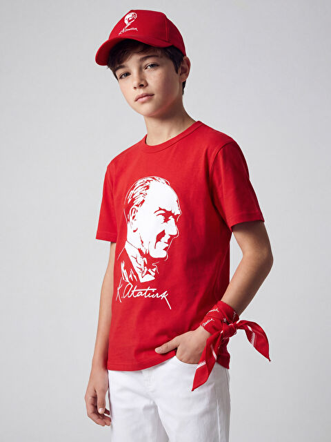 LCW Kids Atatürk Baskılı Erkek Çocuk Tişört - S6BI57Z4-HPM