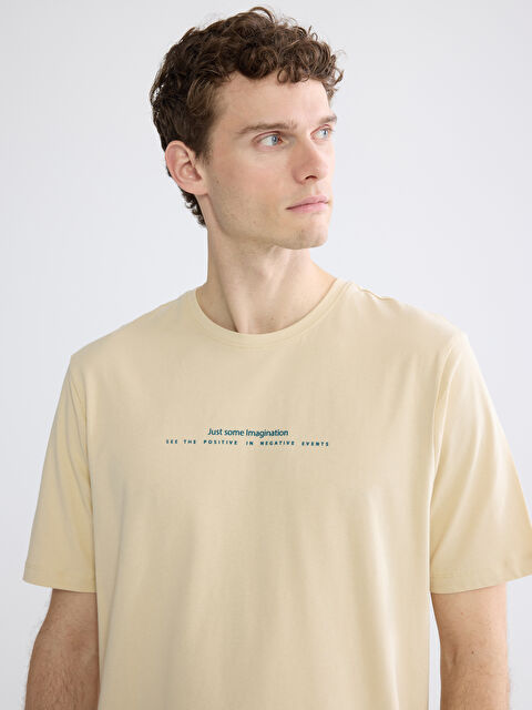 LCWAIKIKI Classic Crew Neck Printed Men's T-Shirt - S6BI96Z8-ZU9