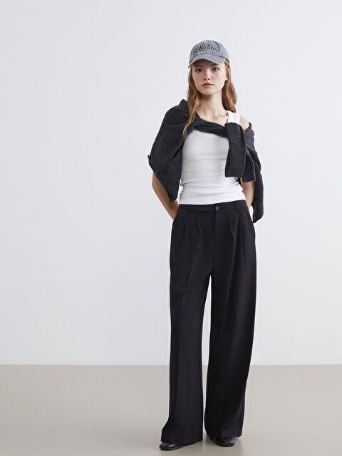 XSIDE Loose Fit Wide Leg Pleated Women's Fabric Trousers
