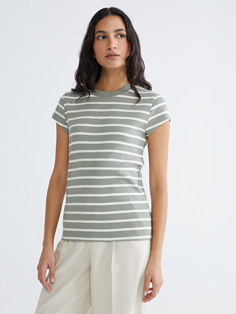 LCW Modest Женская футболка в полоску с круглым вырезом