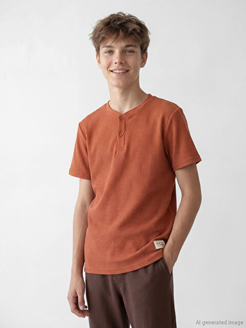 LCW Kids Bisiklet Yaka Erkek Çocuk Tişört - S6BO39Z4-1AU