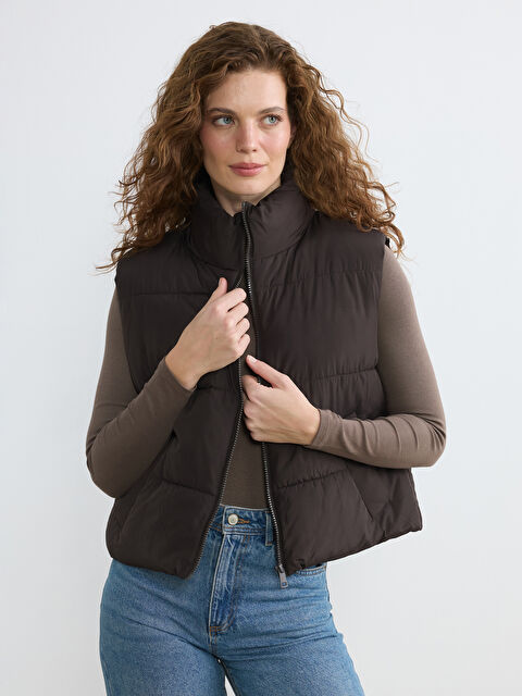 LCWAIKIKI Classic Dik Yaka Kadın Şişme Yelek - S6BP35Z8-ZZJ