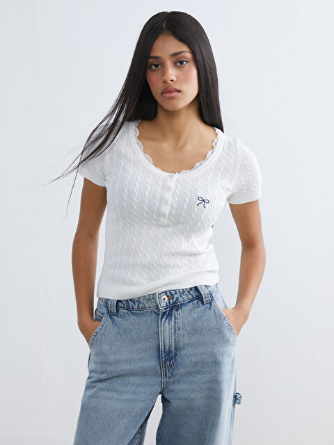 XSIDE Women's Knit Sweater with U-Neck and Bow Embroidery - S6BP98Z8-R9J