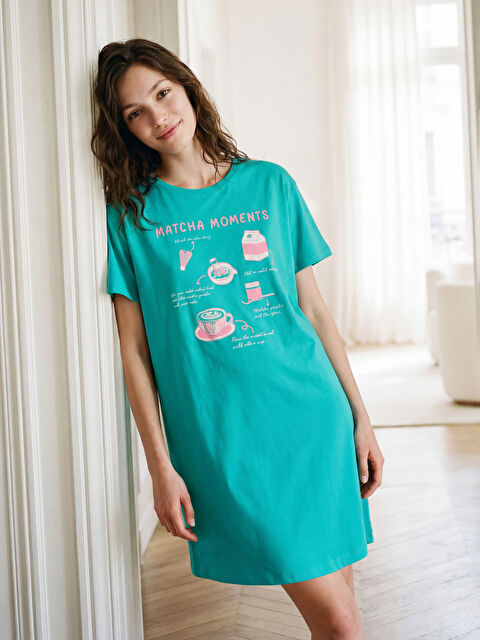 LCW DREAM Bisiklet Yaka Baskılı Kadın Gecelik