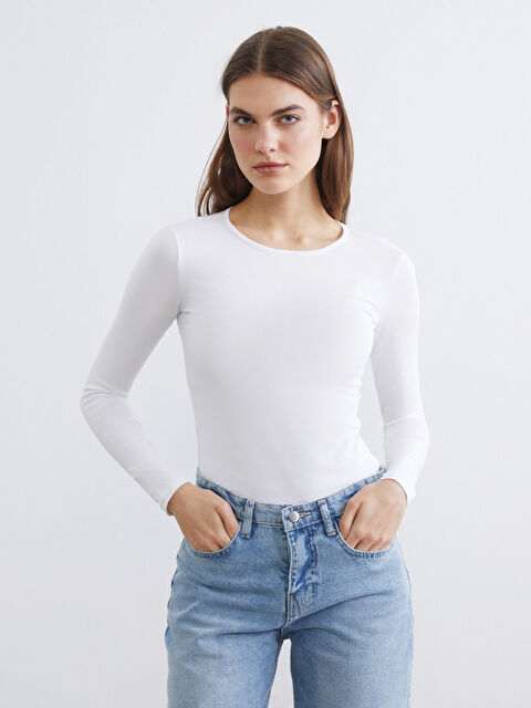 LCWAIKIKI Classic Bisiklet Yaka Kadın Tişört - S6BU64Z8-Q6K