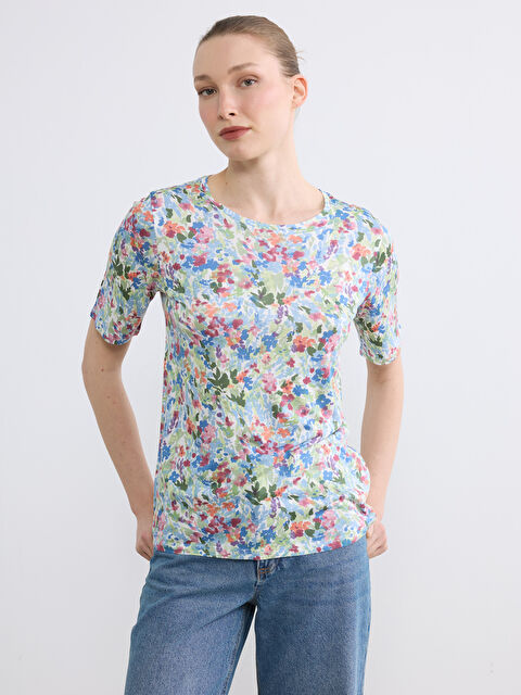 LCWAIKIKI Classic Çiçekli Kadın Tişört