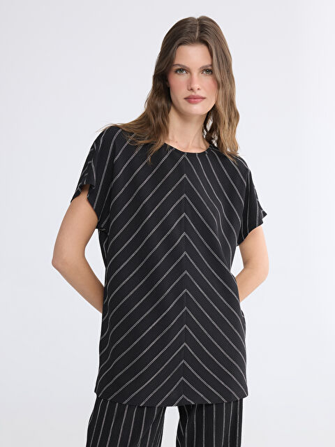 LCWAIKIKI Classic T-shirt à Rayures à Col Rond pour Femme - S6CB29Z8-LEG