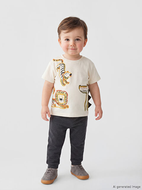 LCW baby Bisiklet Yaka Erkek Bebek Tişört ve Pantolon - S6CP55Z1-FDL