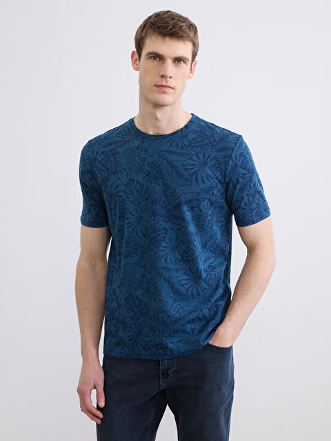 LCWAIKIKI Classic Man INDIGO T-Shirt