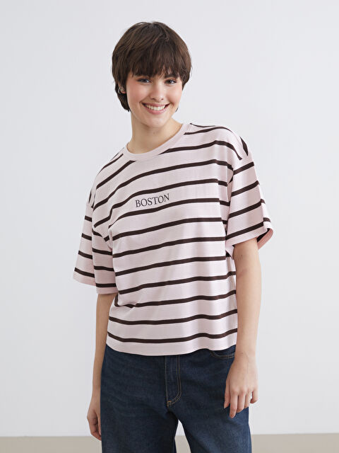 XSIDE  Bisiklet Yaka Çizgili Oversize Kadın Tişört