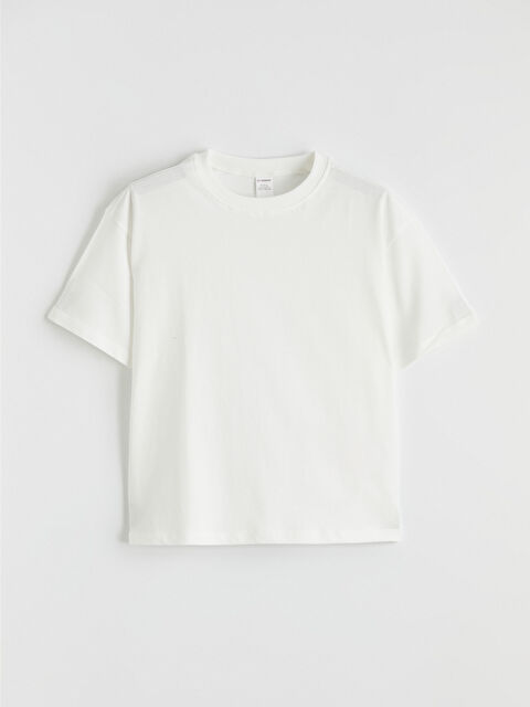 LCW Kids Bisiklet Yaka Basic Erkek Çocuk Tişört - S6DJ32Z1-V9H