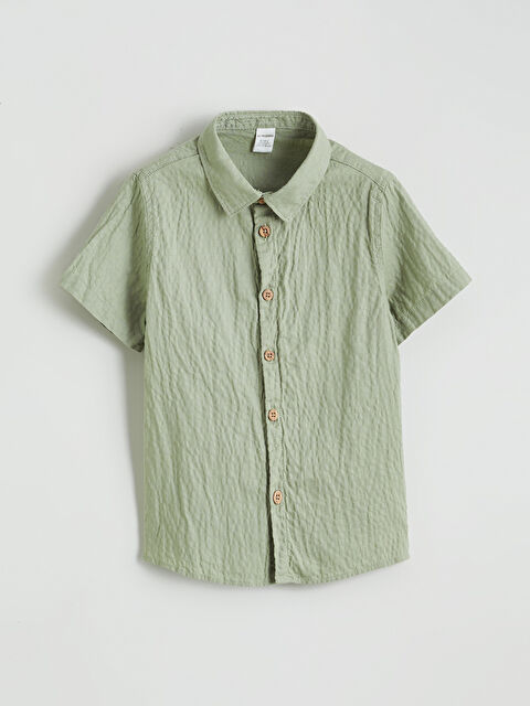 LCW Kids Cămăși texturate pentru tânărul gentleman.