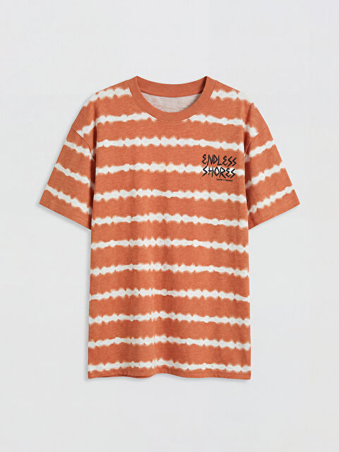 LCW Kids Batik Desenli Erkek Çocuk Tişört