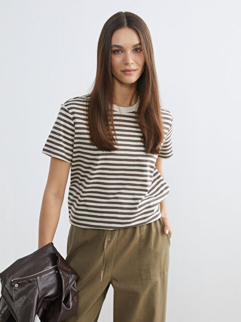 LCW Vision Majica sa prugama i okruglim izrezom. - S6EH33Z8-LFY