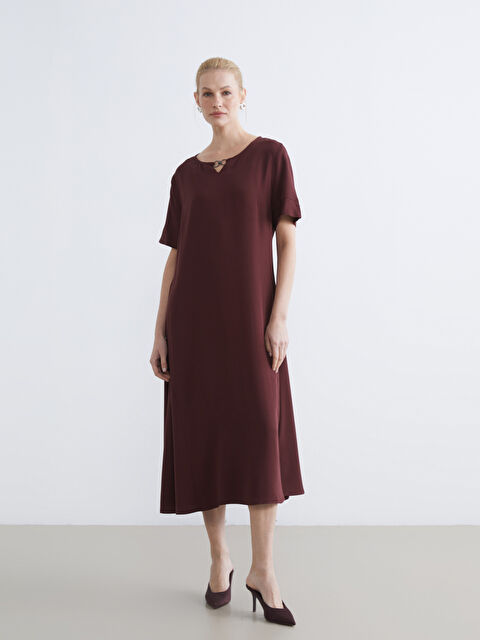 LCW Grace Robe à col rond avec détail accessoire en métal - S6EI05Z8-92F