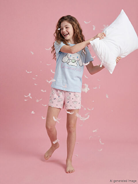 LCW Kids Cinnamoroll Baskılı Kız Çocuk Şortlu Pijama Takımı