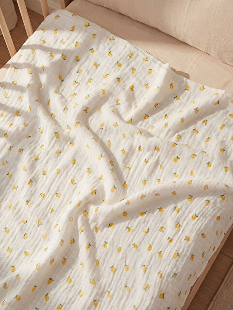 LCW ACCESSORIES Desenli Çok Amaçlı Kız Bebek Örtü 90x110 cm - S6EY43Z1-LRA