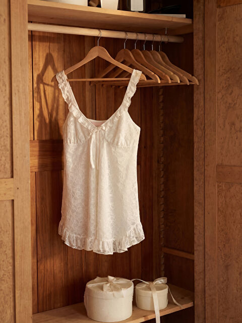 LCW DREAM V Yaka Dantelli Kadın Fantezi Gecelik - S6FD10Z8-FFB