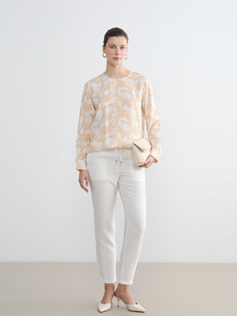 LCW STUDIO Beli Lastikli Havuç Kesim Kadın Pantolon - S6FN07Z8-FDU