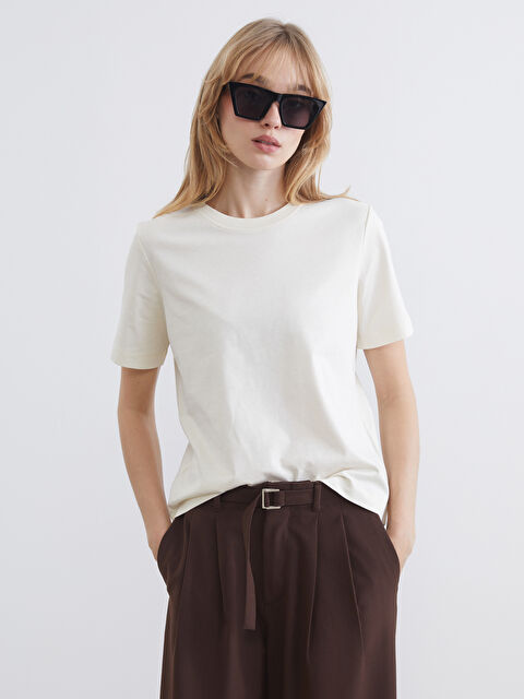 LCW Vision Bisiklet Yaka Kadın Tişört - S6FP75Z8-FDN