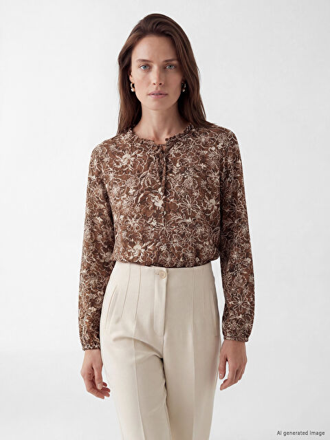 LCW Grace Bağlamalı Yaka Çiçekli Bluz