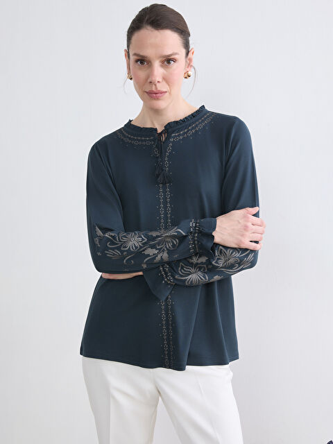 LCW Grace Fırfırlı Bağlamalı Yaka Desenli Bluz - S6FR39Z8-HHU